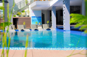  Eloisa Royal Suites - Multiple Use Hotel  Лапу-Лапу